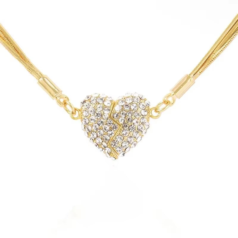 Luxury Exquisite Magnetic Attraction Love Necklace Choker for Women Collarbone Chain Heart Pendant Fashion Jewellery Gifts